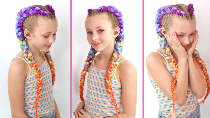 Dutch hair extensions“ = tedy barevné copánky napletené do vlasů