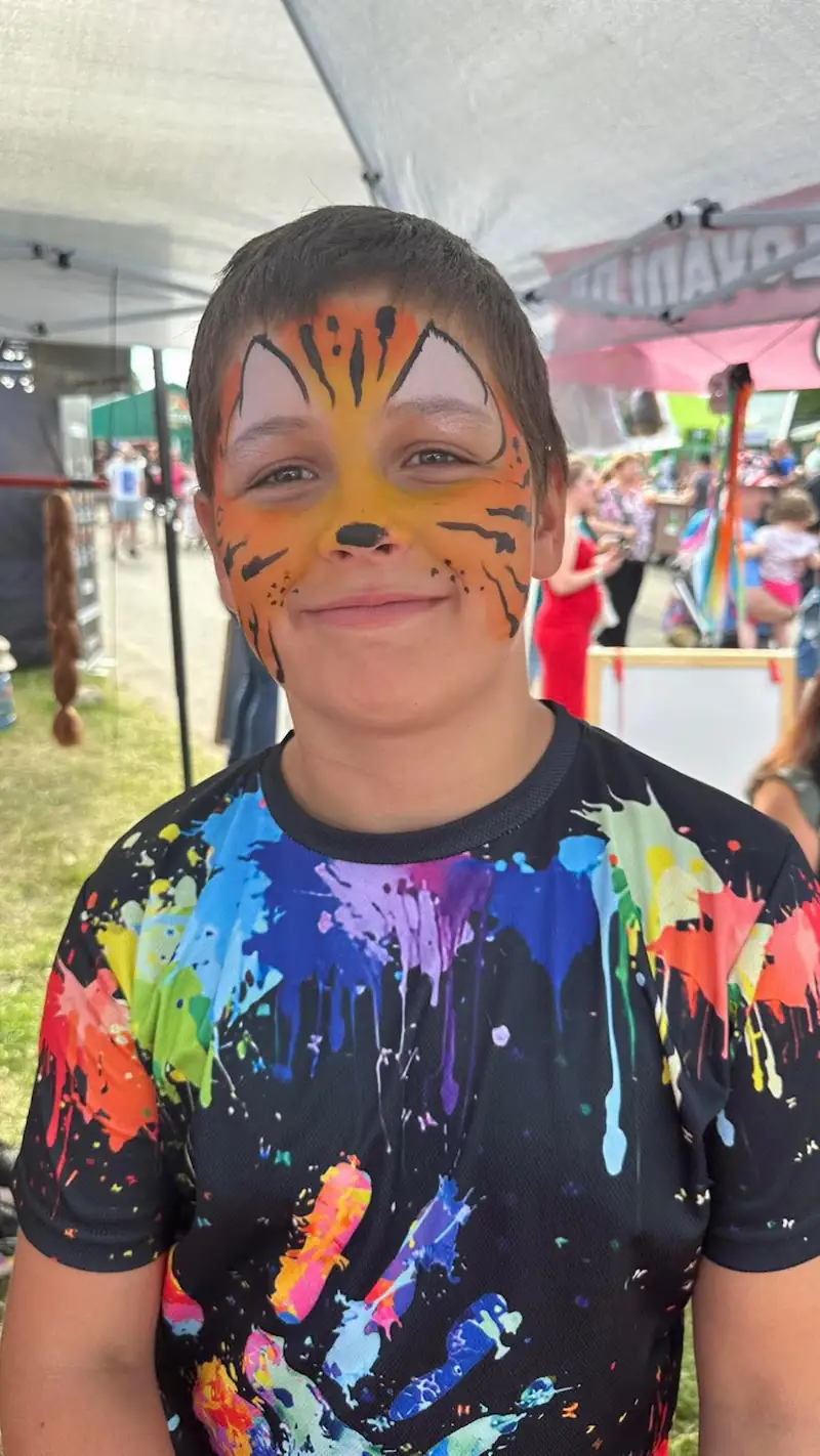 Facepainting motiv tygříka pro děti na oslavu